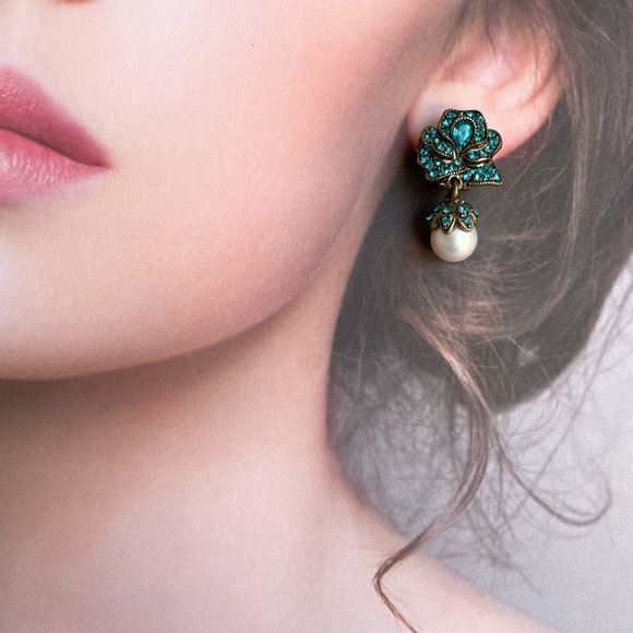 Heidi Daus Crystal Pave Flower Pearl Earrings - Picture 3 of 8